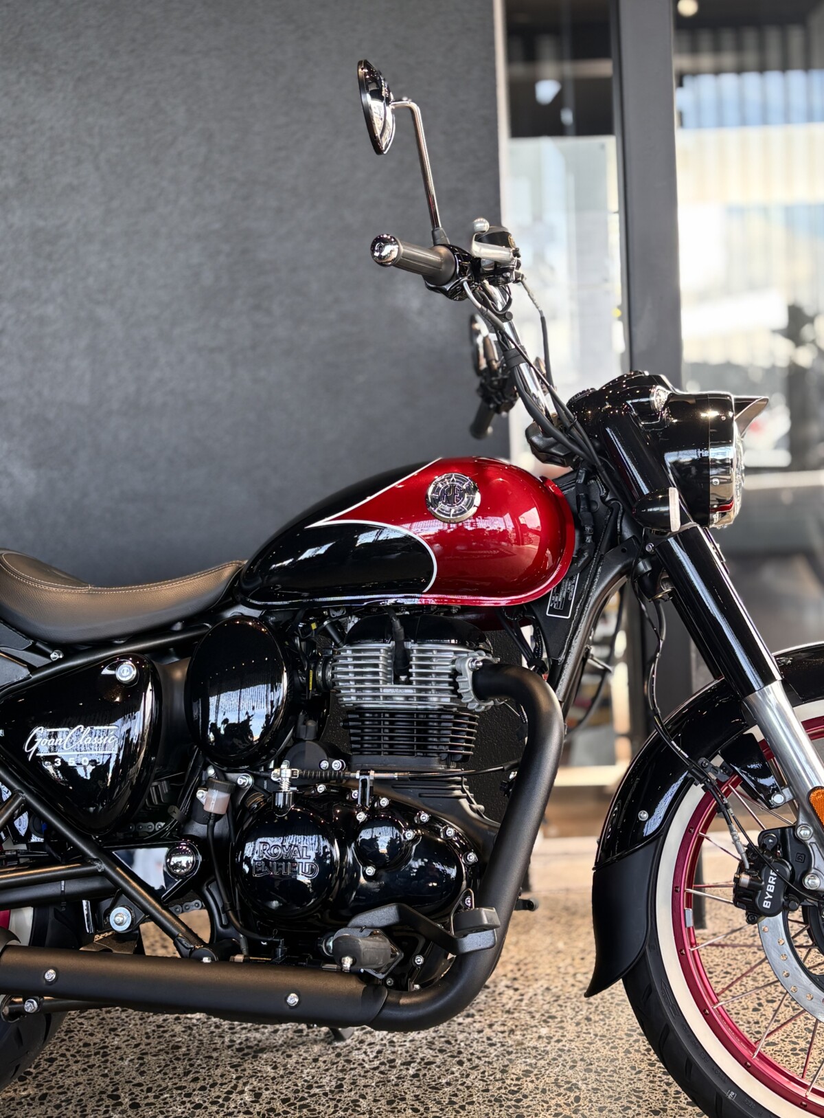 Royal Enfield Classic 350 GOAN – Rave Red