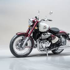 2025 Royal Enfield Classic 650 – Vallum Red