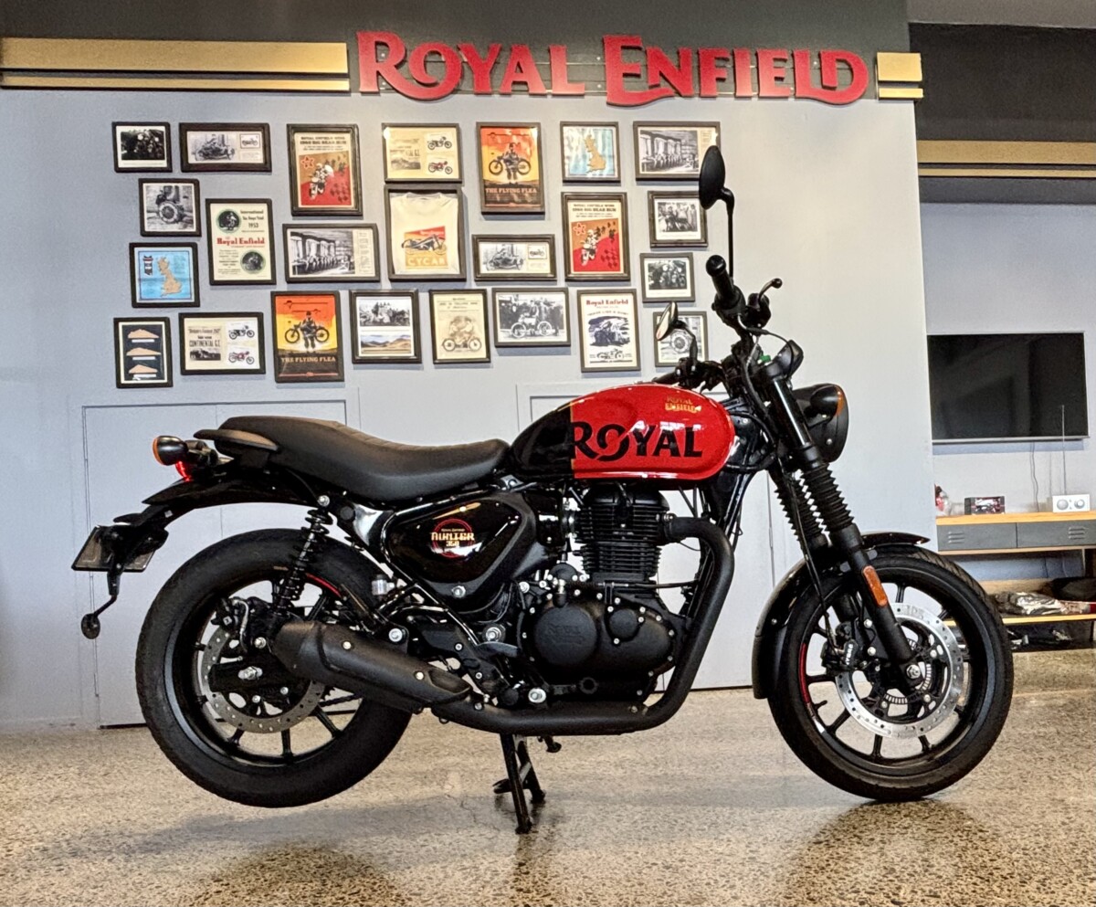 2025 Royal Enfield Hunter 350 – Rebel Red