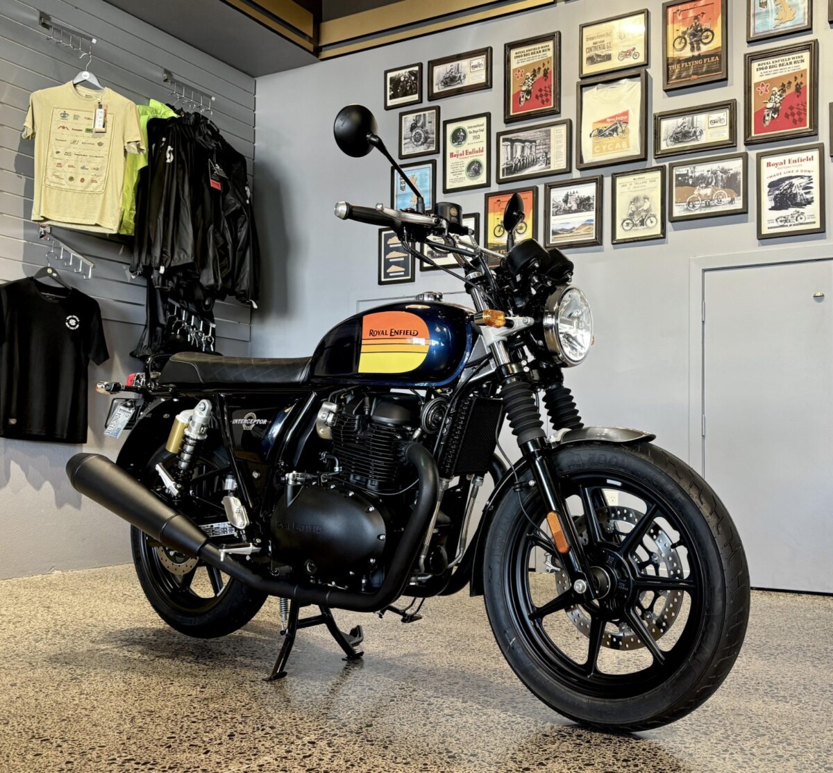 2023 Royal Enfield Interceptor 650 Blue