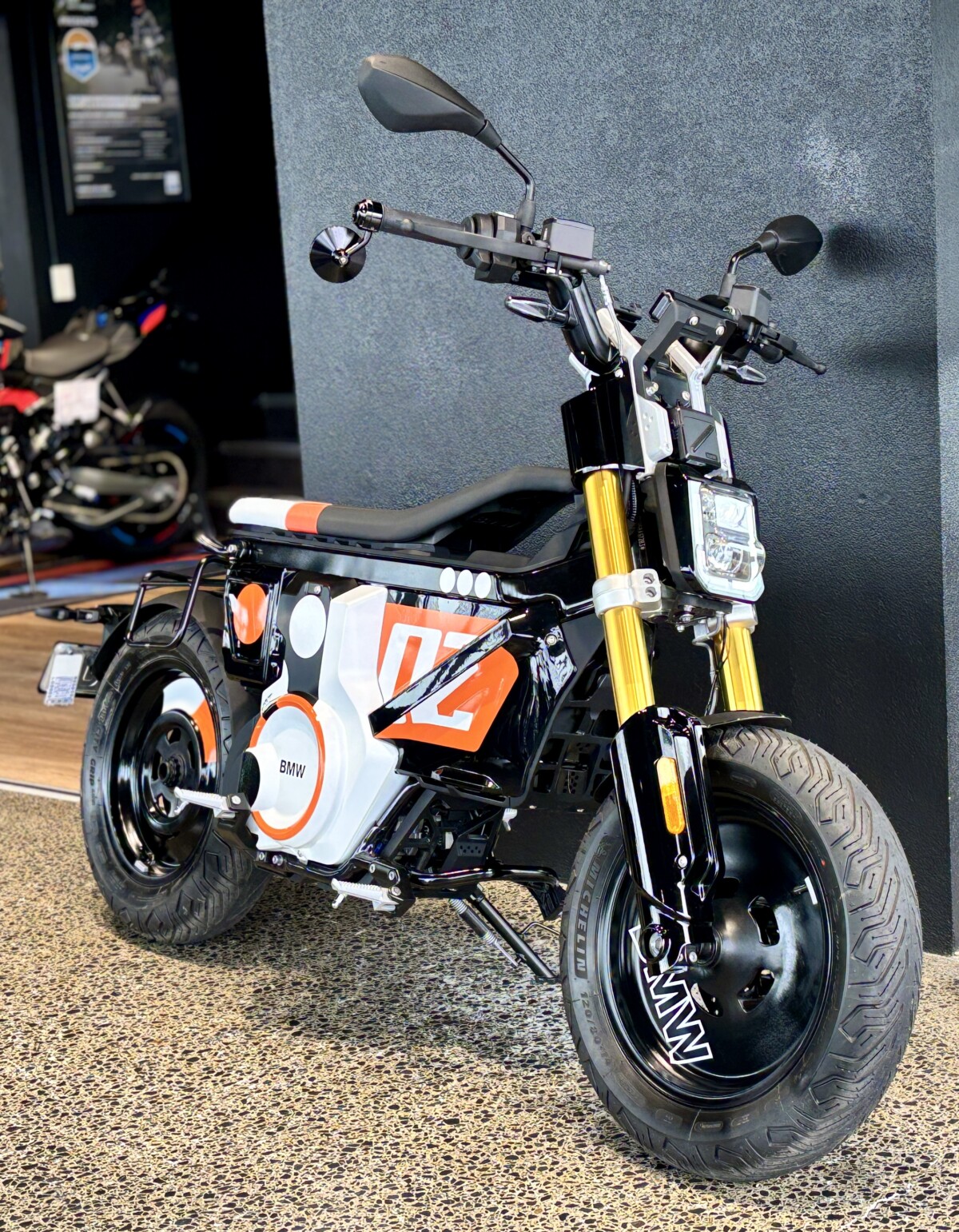2026 BMW CE 02 – Unique E Bike